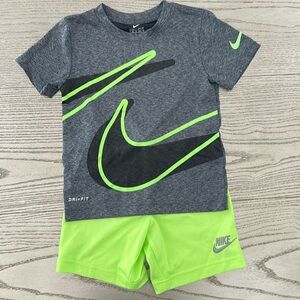 Nike Gray and Neon Green Dri-FIT Set size 3/4T